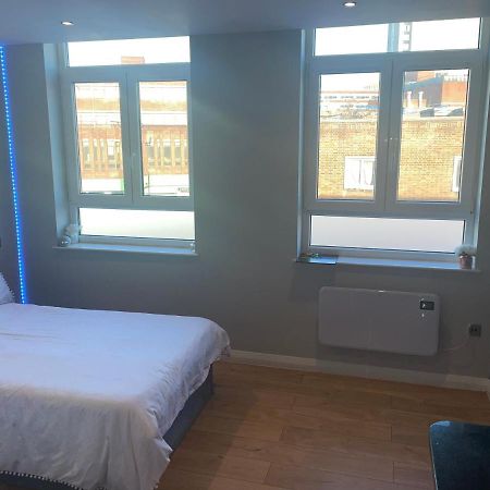 Godson Studio Apartment01 Лондон Екстериор снимка